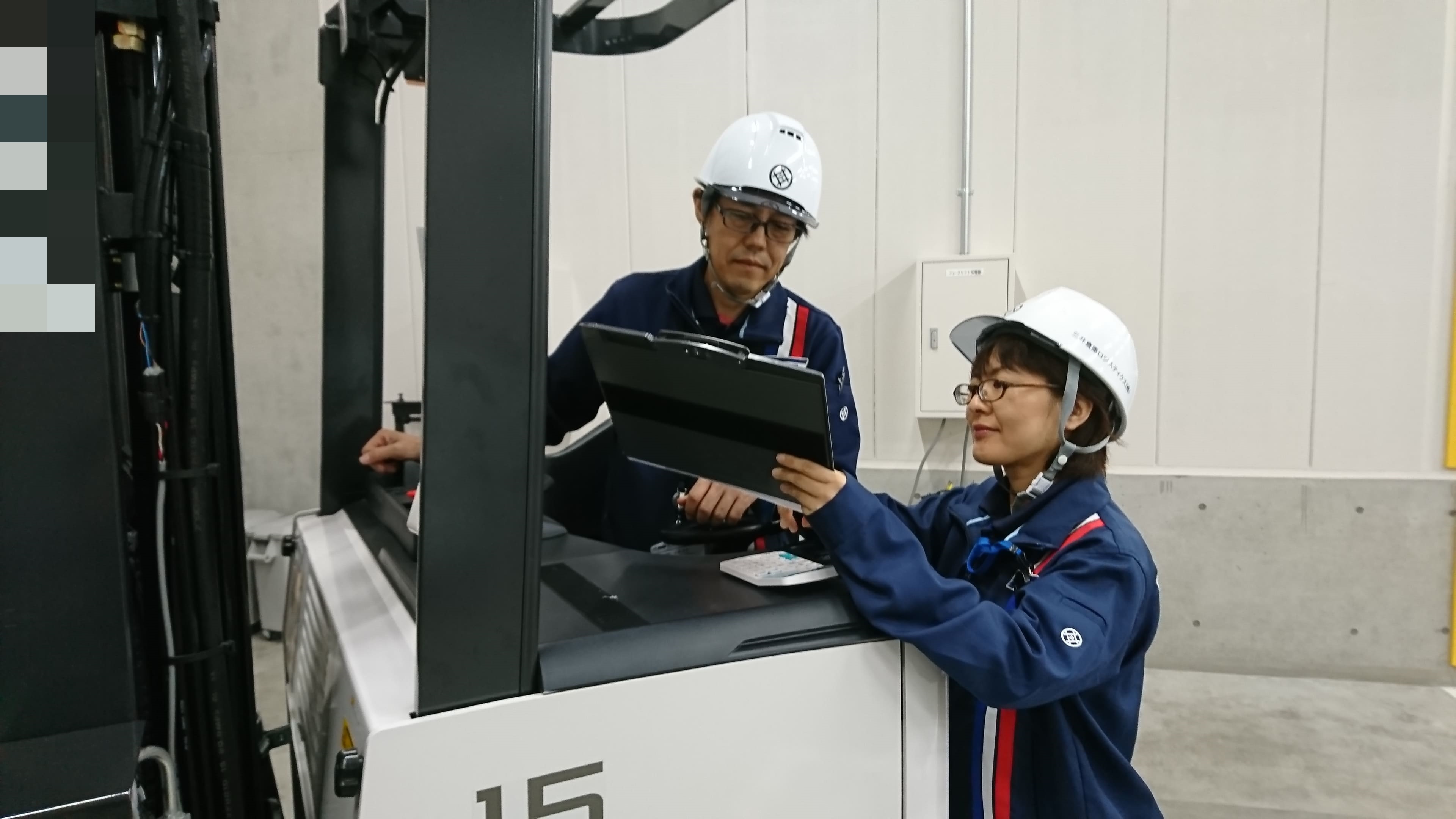 フォークリフトオペレーター