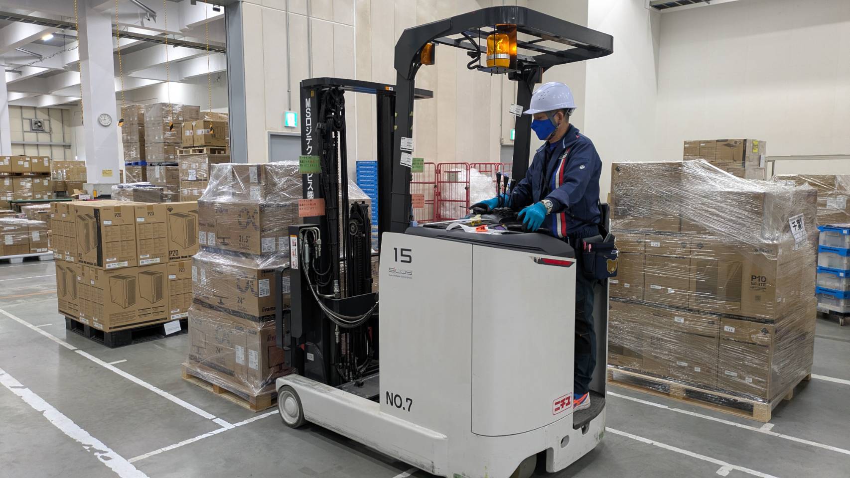 フォークリフトオペレーター